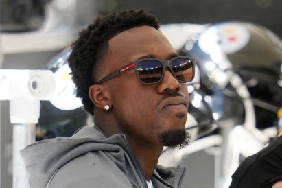 article image - Falcons Steelers Football